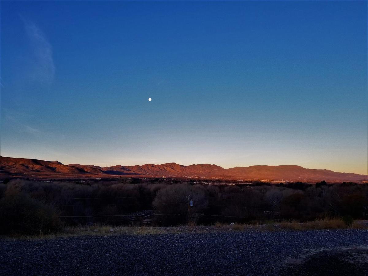 Stargazing Retreats Homestay Camp Verde Exterior photo